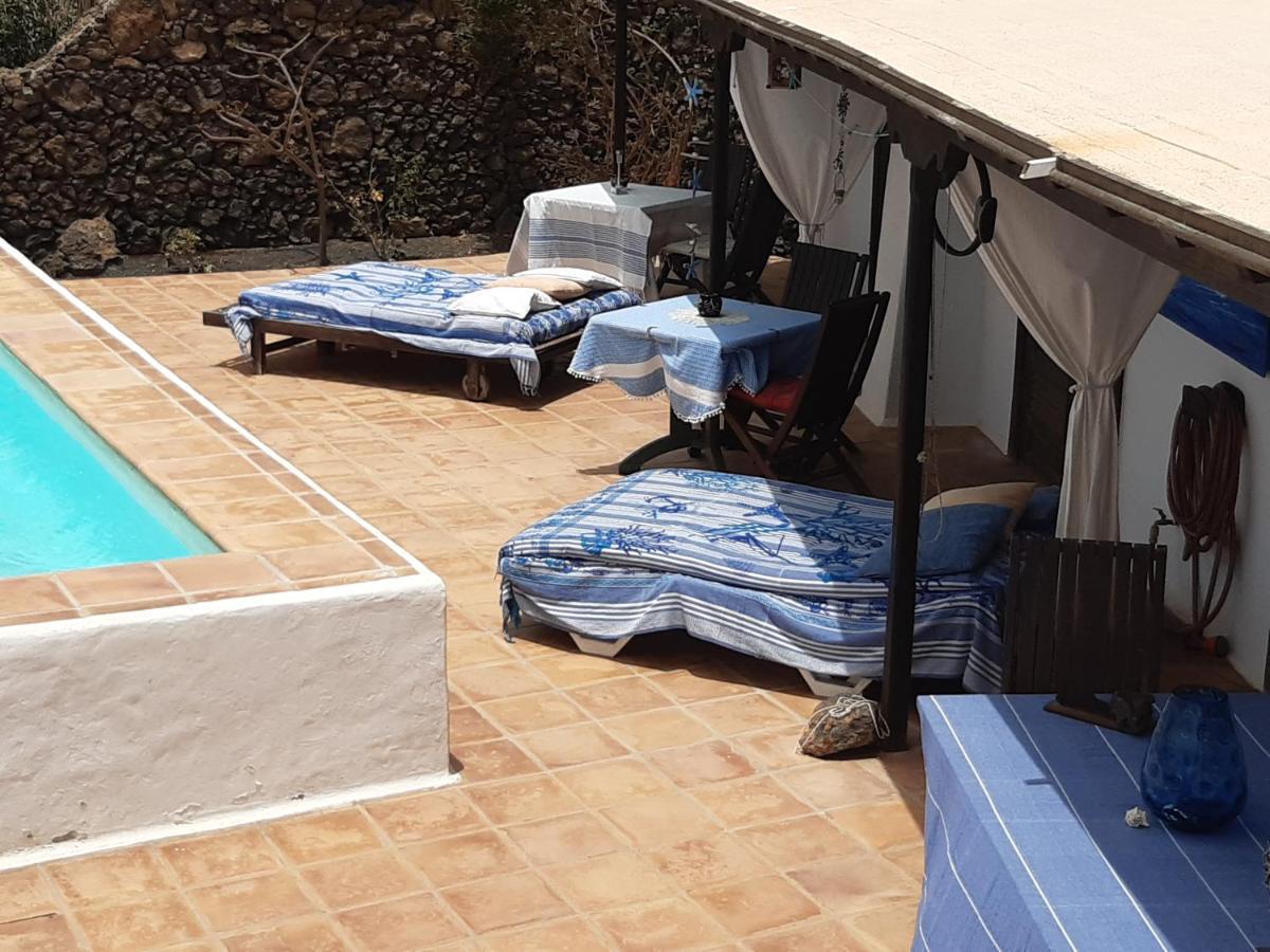 Bed and Breakfast Tipica Lanzarote House Only Adults Тиас Экстерьер фото