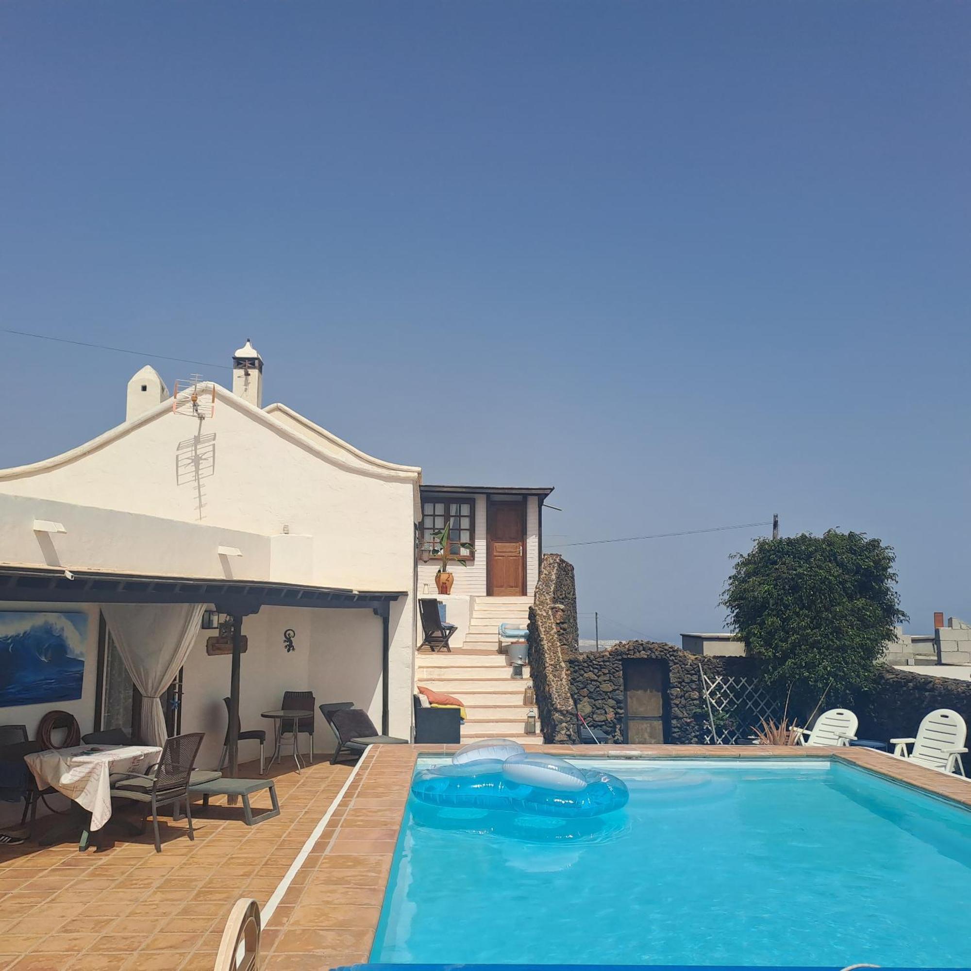 Bed and Breakfast Tipica Lanzarote House Only Adults Тиас Экстерьер фото