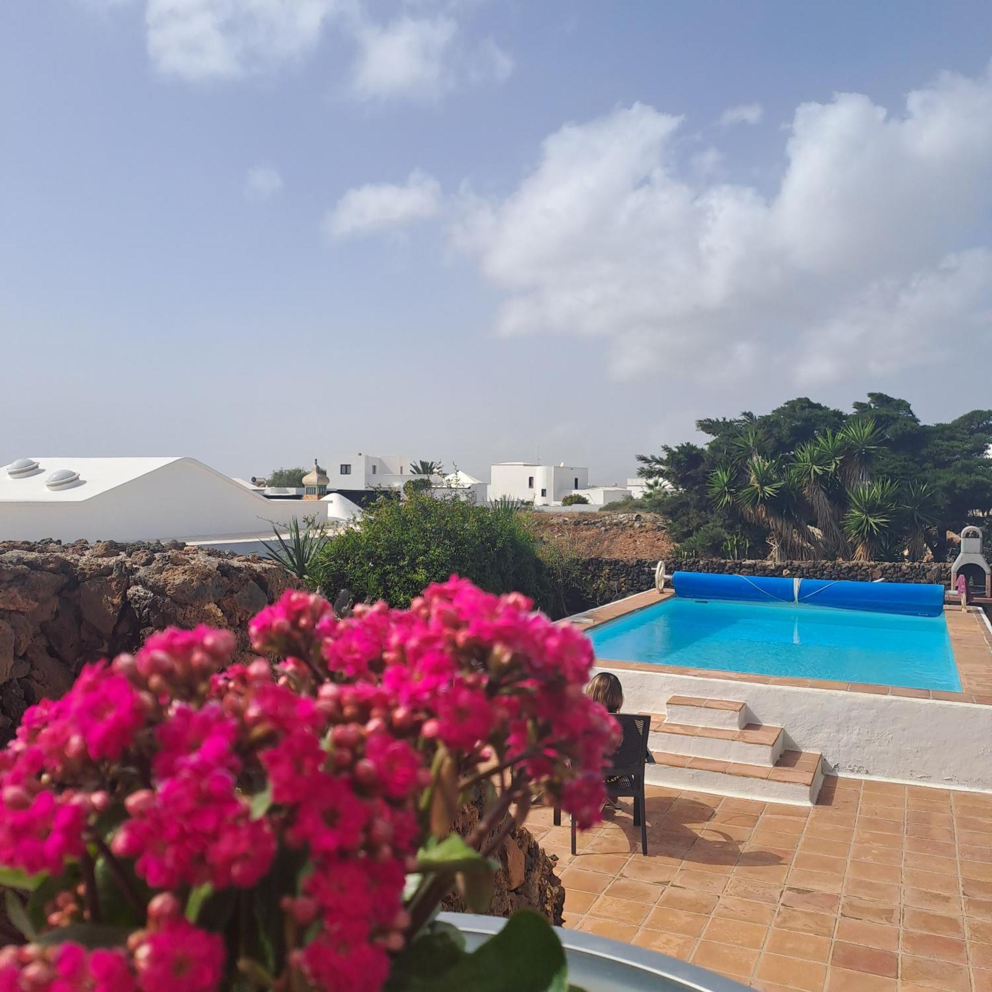 Bed and Breakfast Tipica Lanzarote House Only Adults Тиас Экстерьер фото