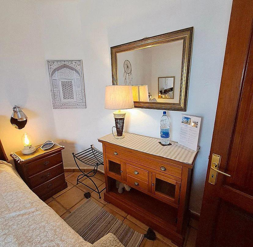 Bed and Breakfast Tipica Lanzarote House Only Adults Тиас Номер фото